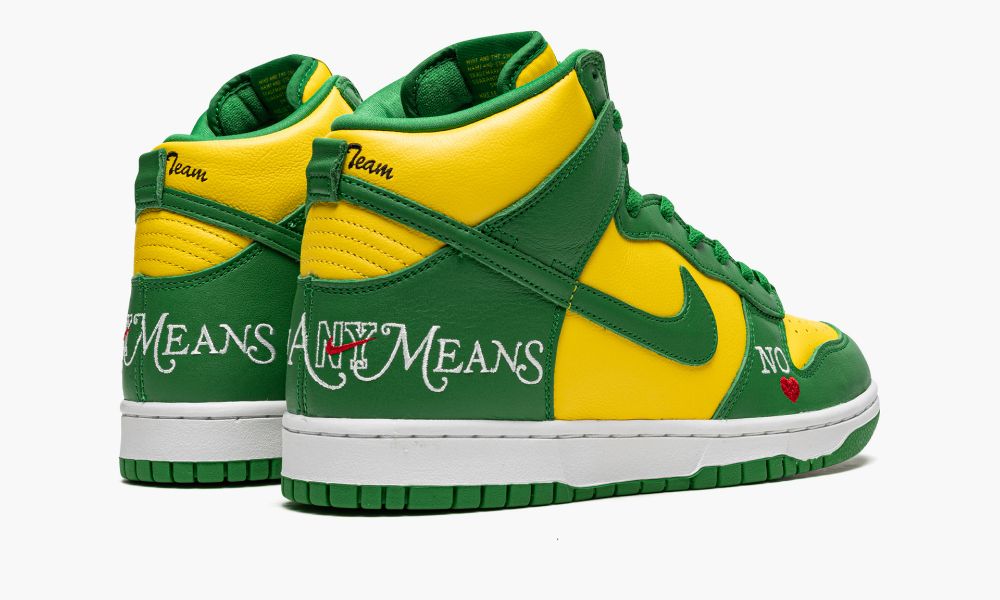 Nike SB x Supreme Dunk High Brazil